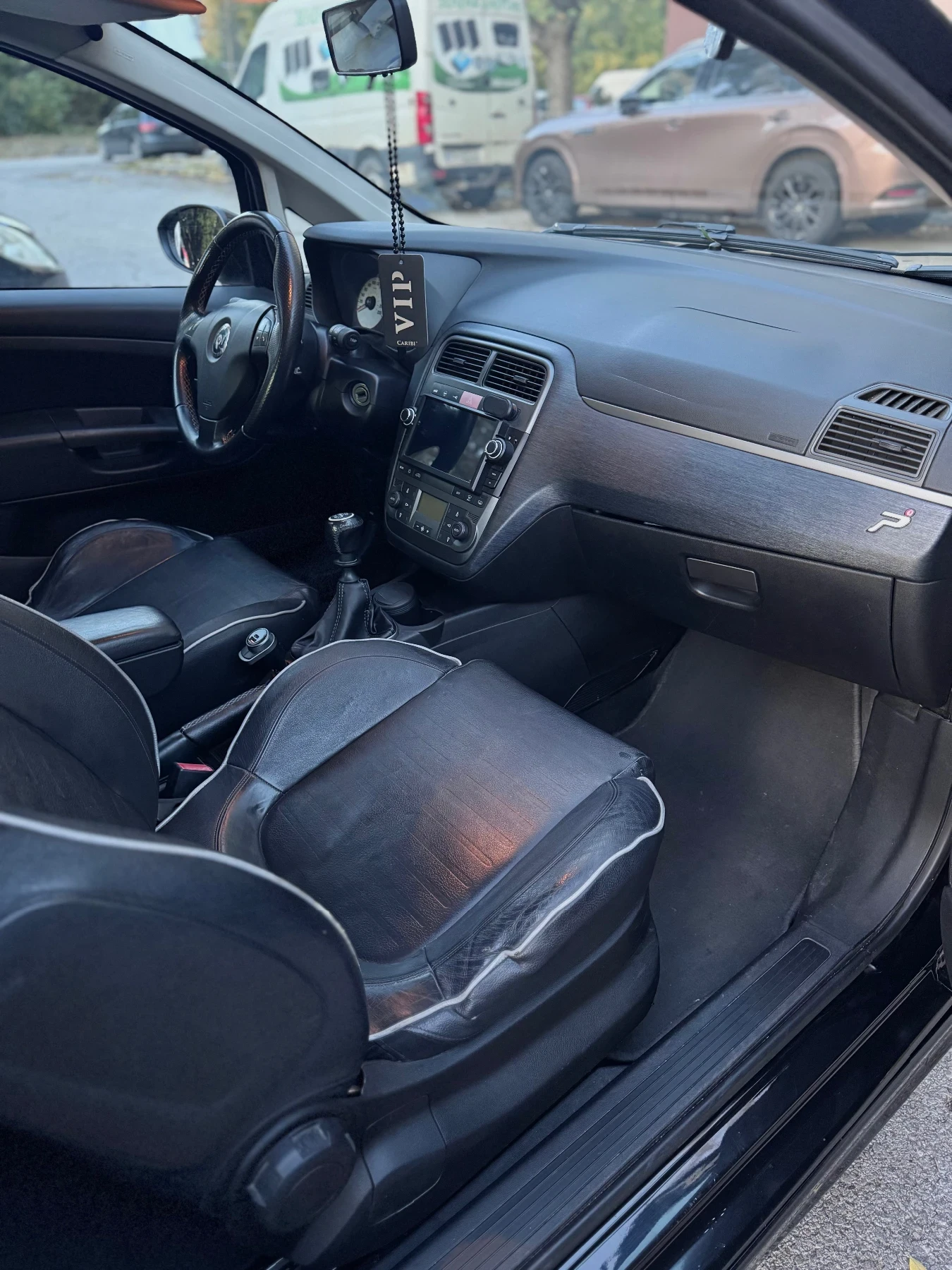 Fiat Punto Grande Punto - изображение 7
