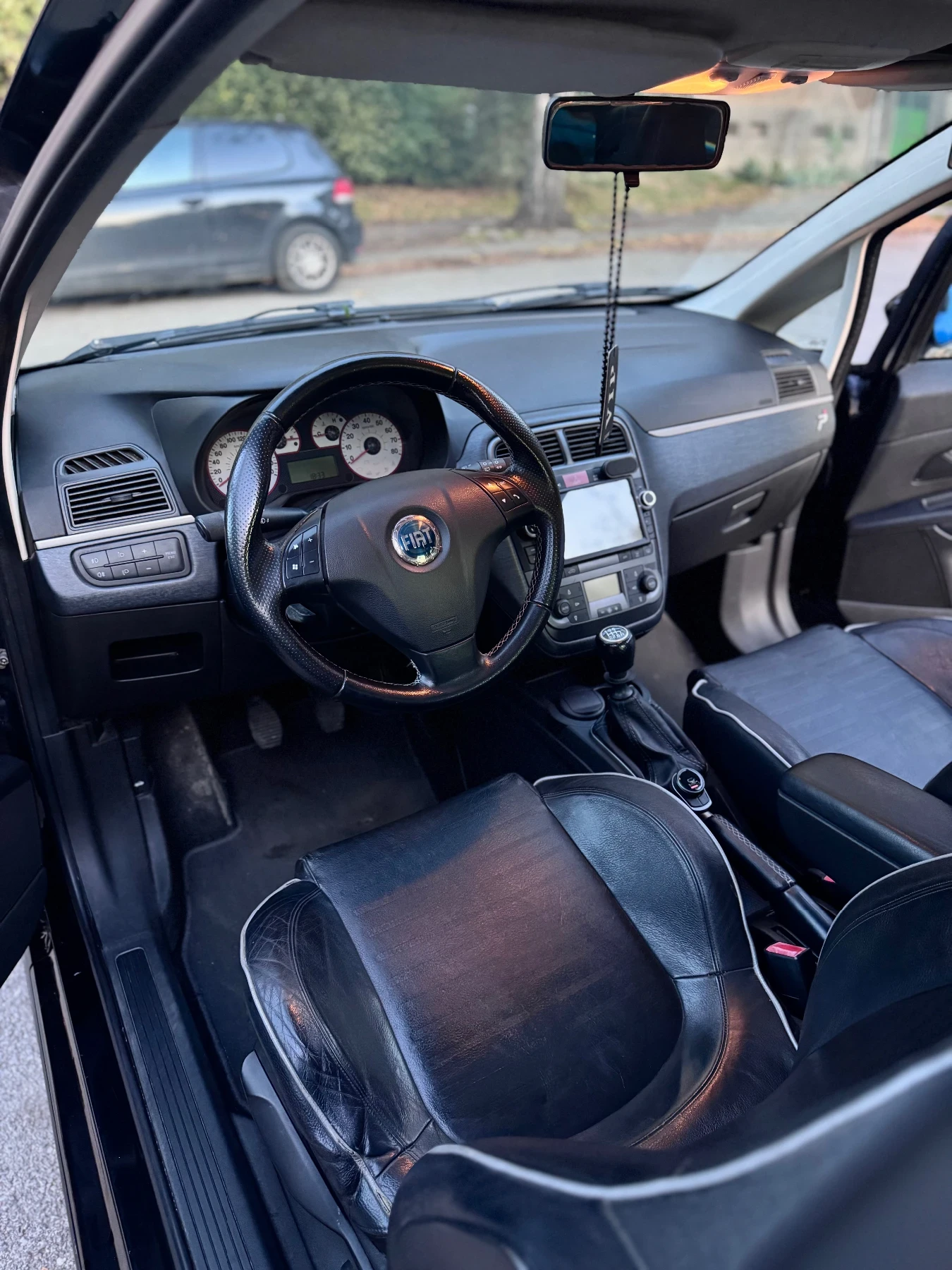 Fiat Punto Grande Punto - изображение 6