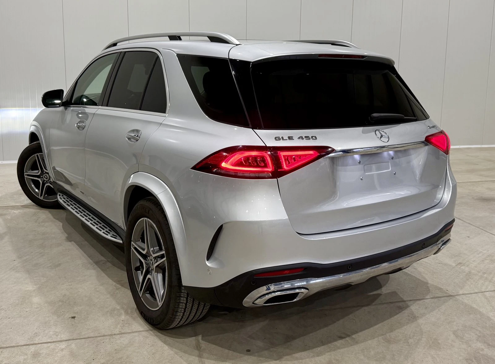 Mercedes-Benz GLE 450 4M AMG Package, снимка 3 - Автомобили и джипове - 53272052