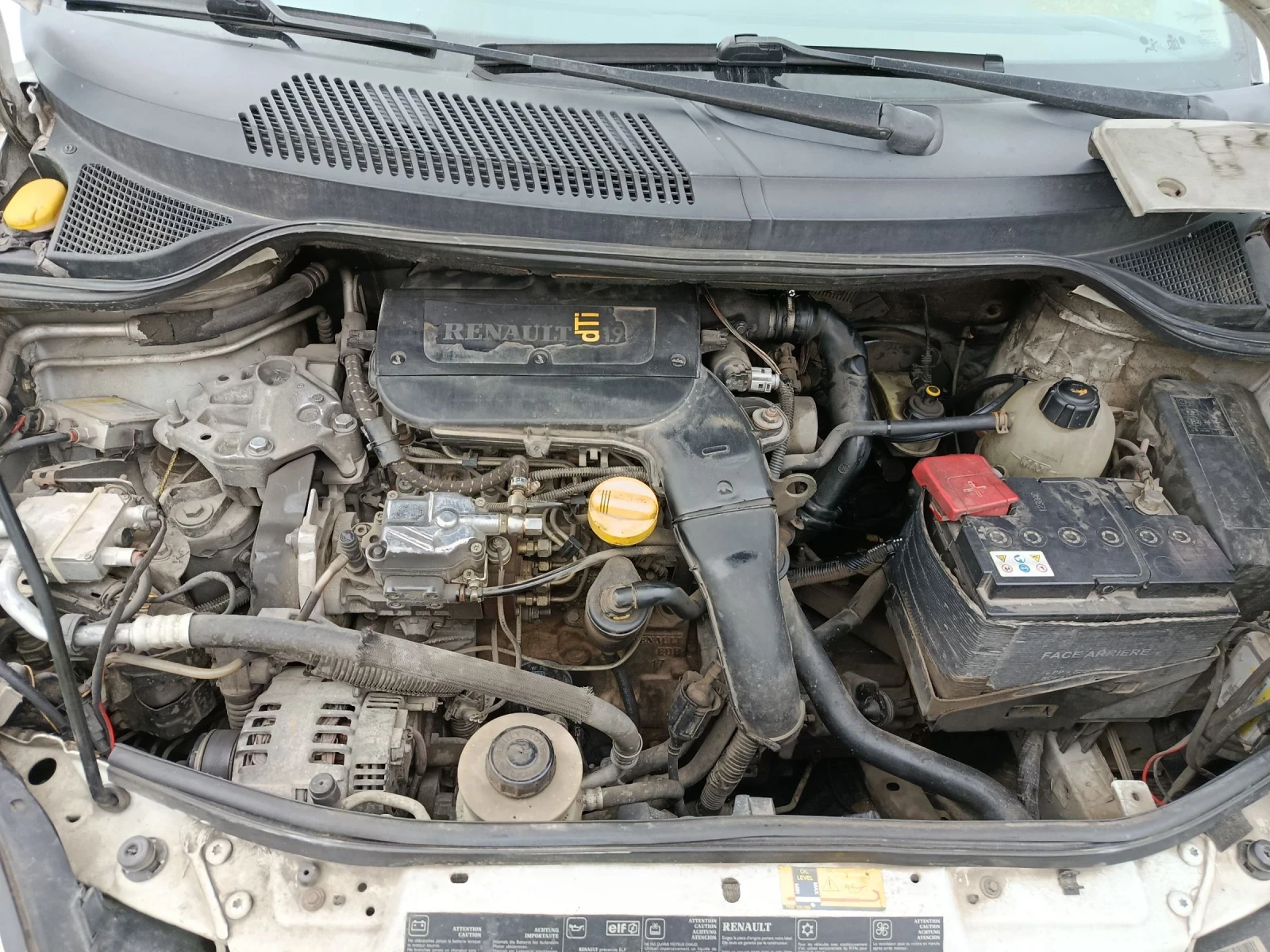 Renault Scenic 1.9dTi - изображение 6