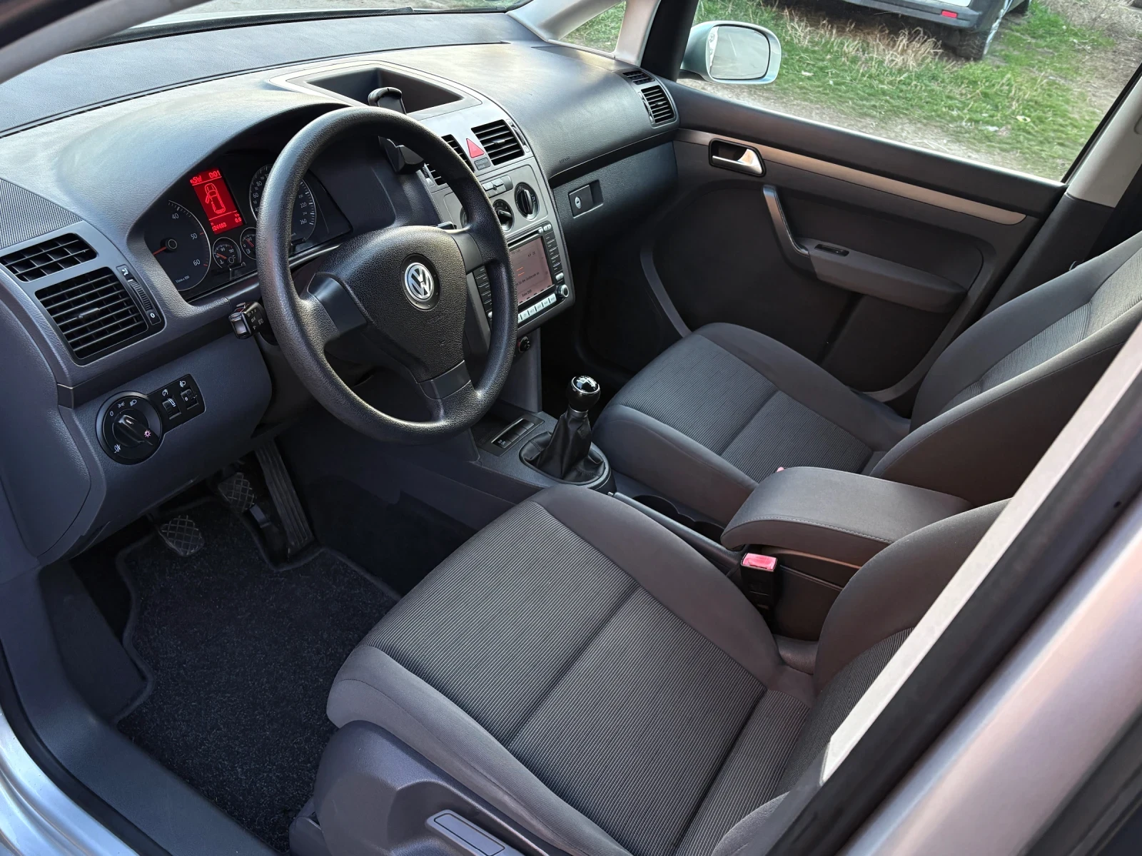 VW Touran 1.9TDI НАВИГАЦИЯ* 224 000км*  - изображение 7