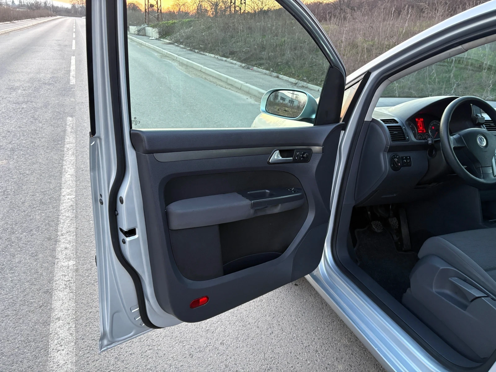 VW Touran 1.9TDI НАВИГАЦИЯ* 224 000км*  - изображение 6