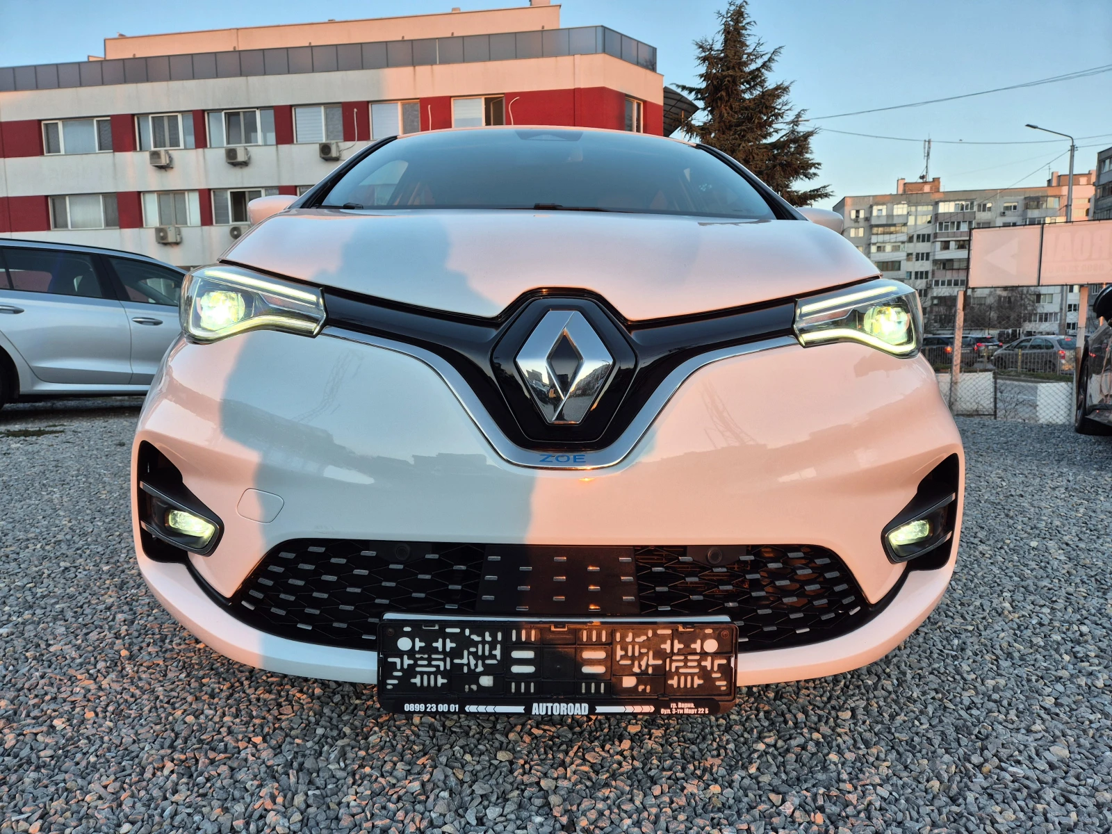 Renault Zoe R-135-INTENS-CCS PORT-SOH-100%-TERMO POMPA, снимка 5 - Автомобили и джипове - 53743483