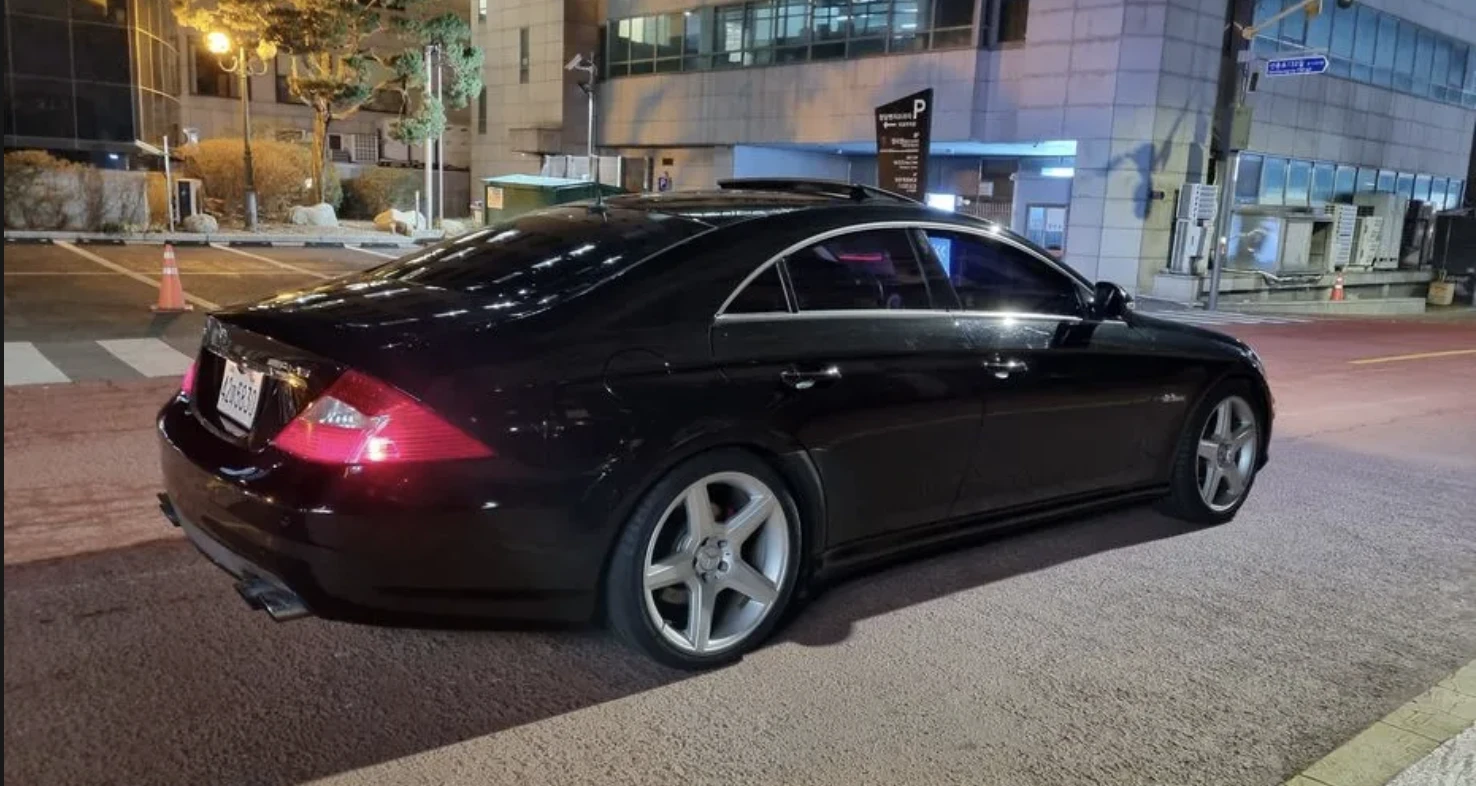 Mercedes-Benz CLS 55 AMG, снимка 4 - Автомобили и джипове - 54088768