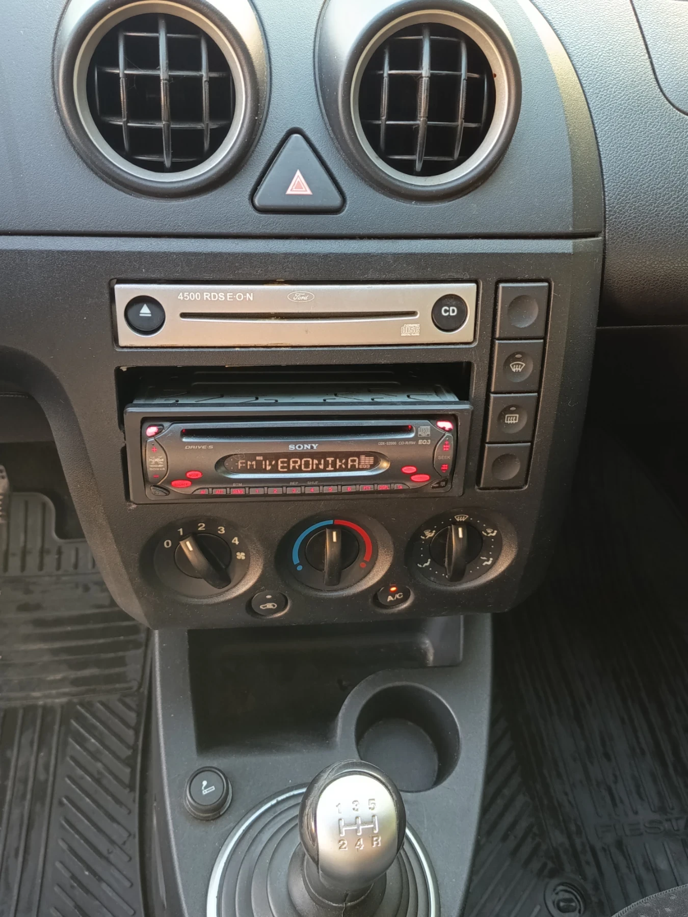 Ford Fiesta 1.6TDCI �������� | Mobile.bg � ����������� 9
