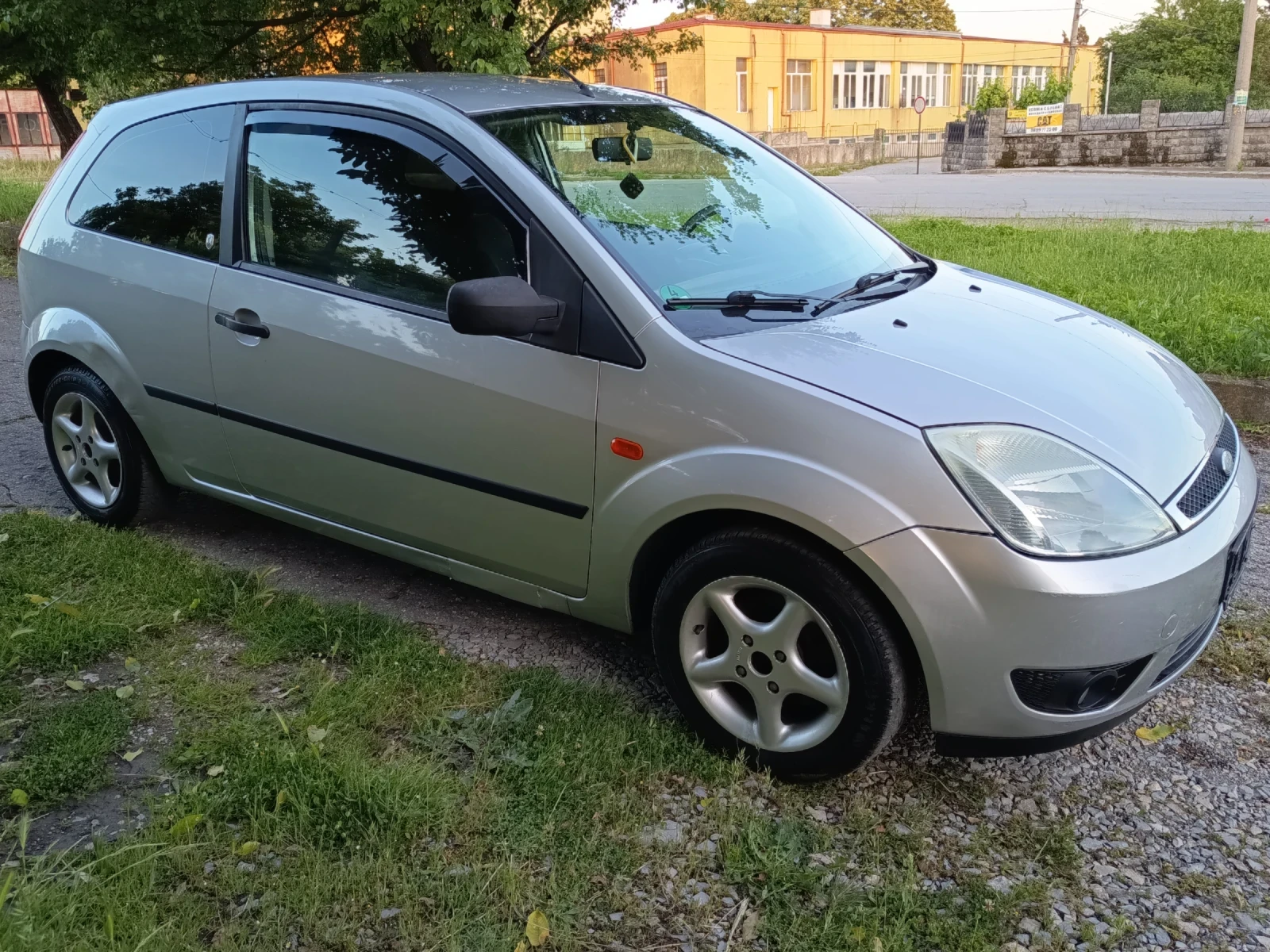 Ford Fiesta 1.6TDCI �������� | Mobile.bg � ����������� 3