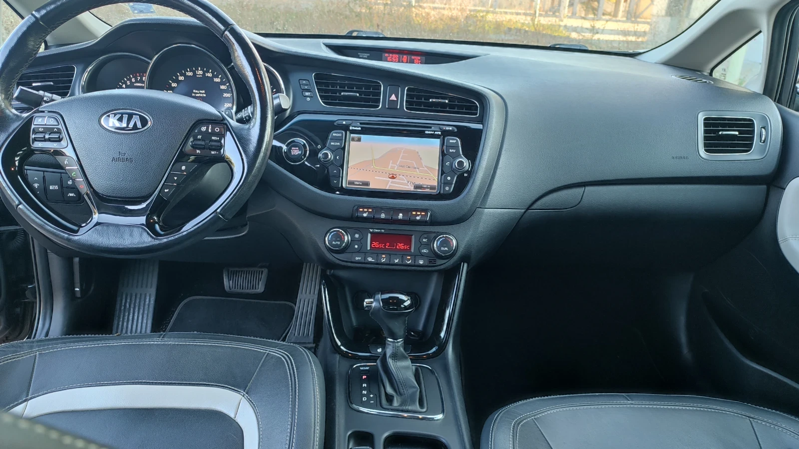 Kia Ceed, снимка 2 - Автомобили и джипове - 54759781