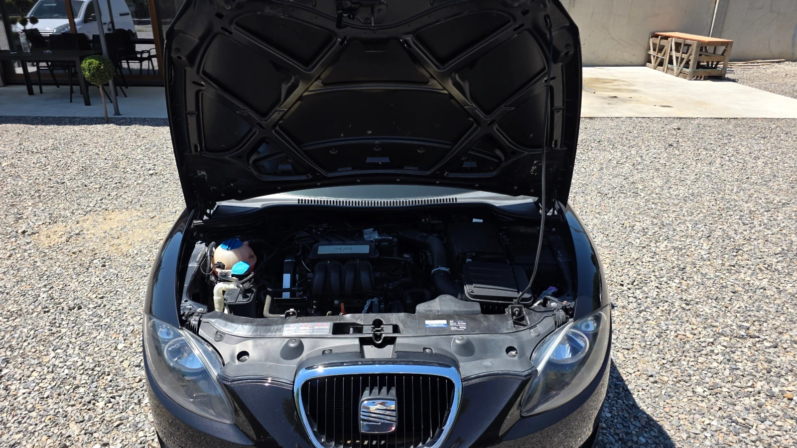 Seat Leon 1.6 GPL, снимка 16 - Автомобили и джипове - 54882066