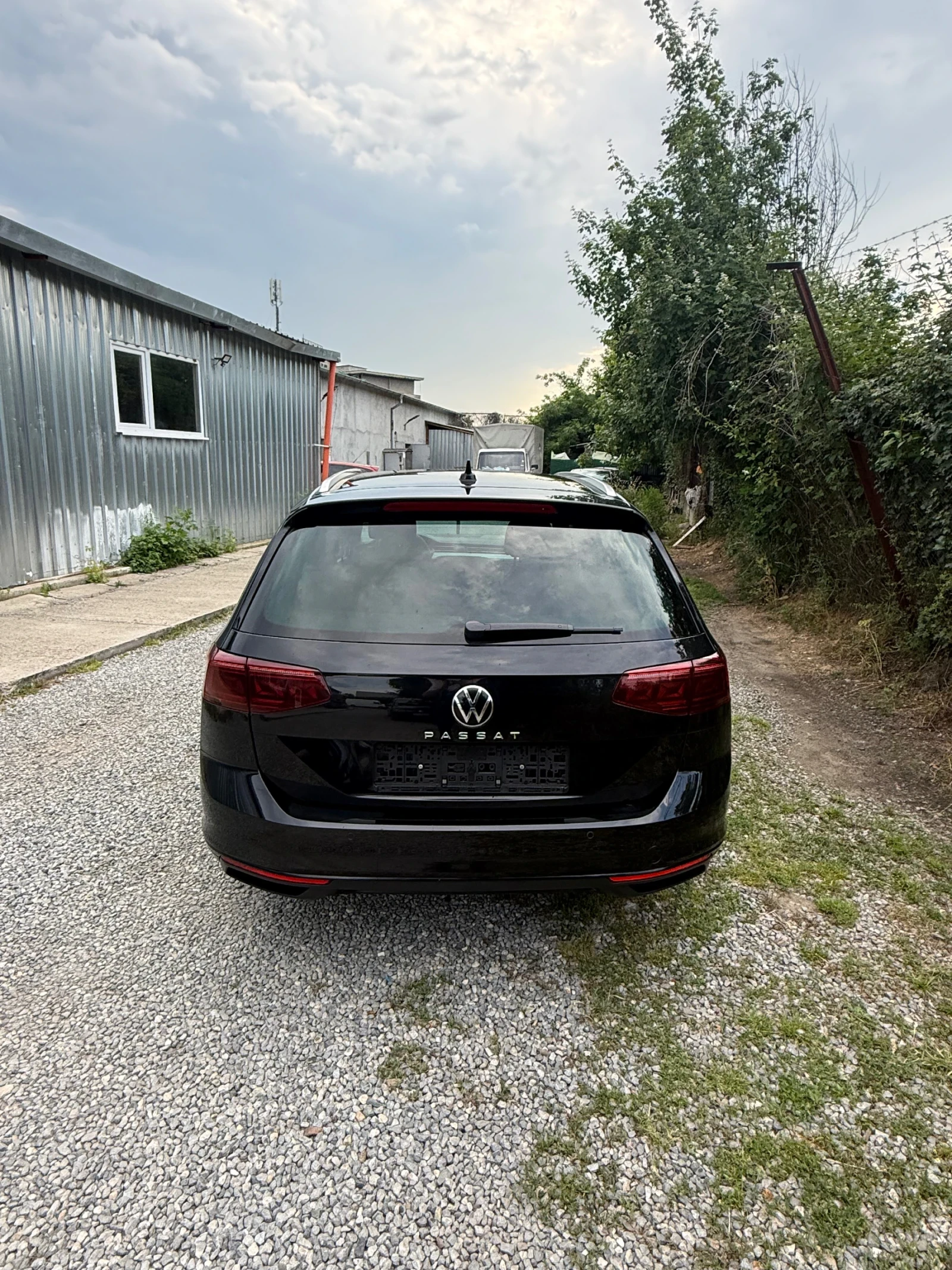 VW Passat, снимка 4 - Автомобили и джипове - 54911588