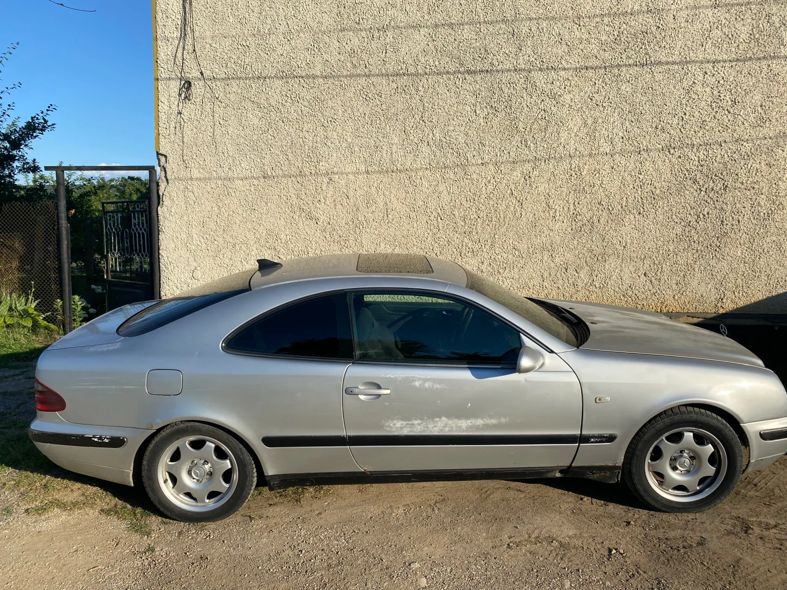 Mercedes-Benz CLK, снимка 6 - Автомобили и джипове - 54981948