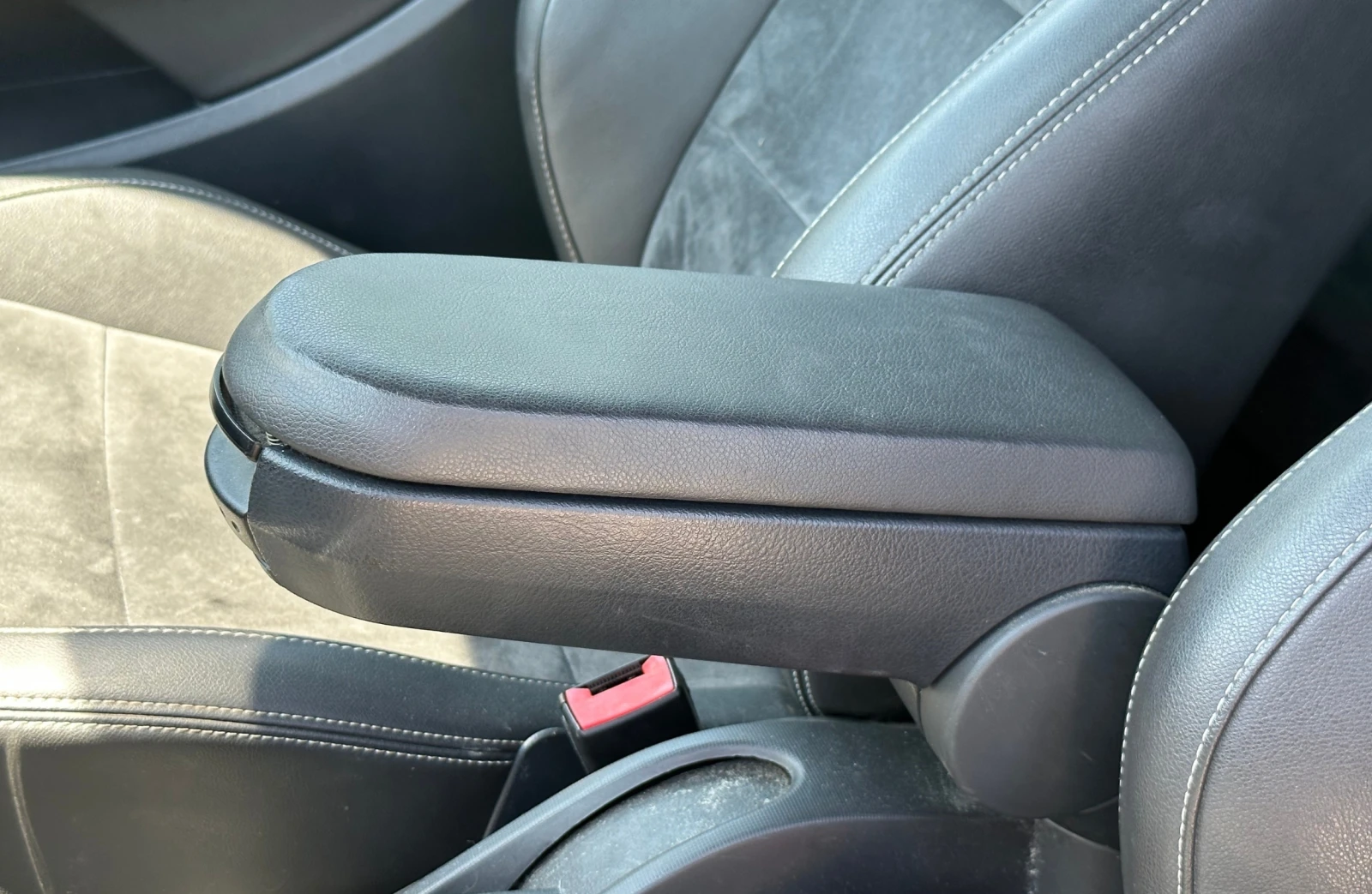 Seat Ibiza CUPRA| 2015| DSG АВТОМАТИК| ШВЕЙЦАРИЯ| ЛИЗИНГ, снимка 15 - Автомобили и джипове - 55191282