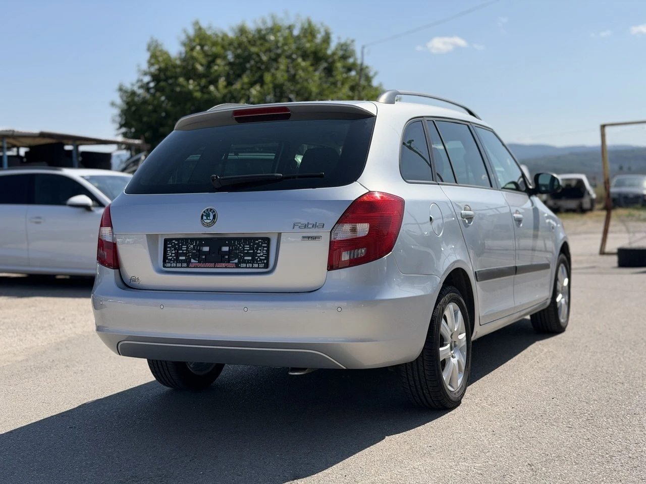 Skoda Fabia 1.2TSI 4 ЦИЛИНДЪРА, снимка 6 - Автомобили и джипове - 55450808