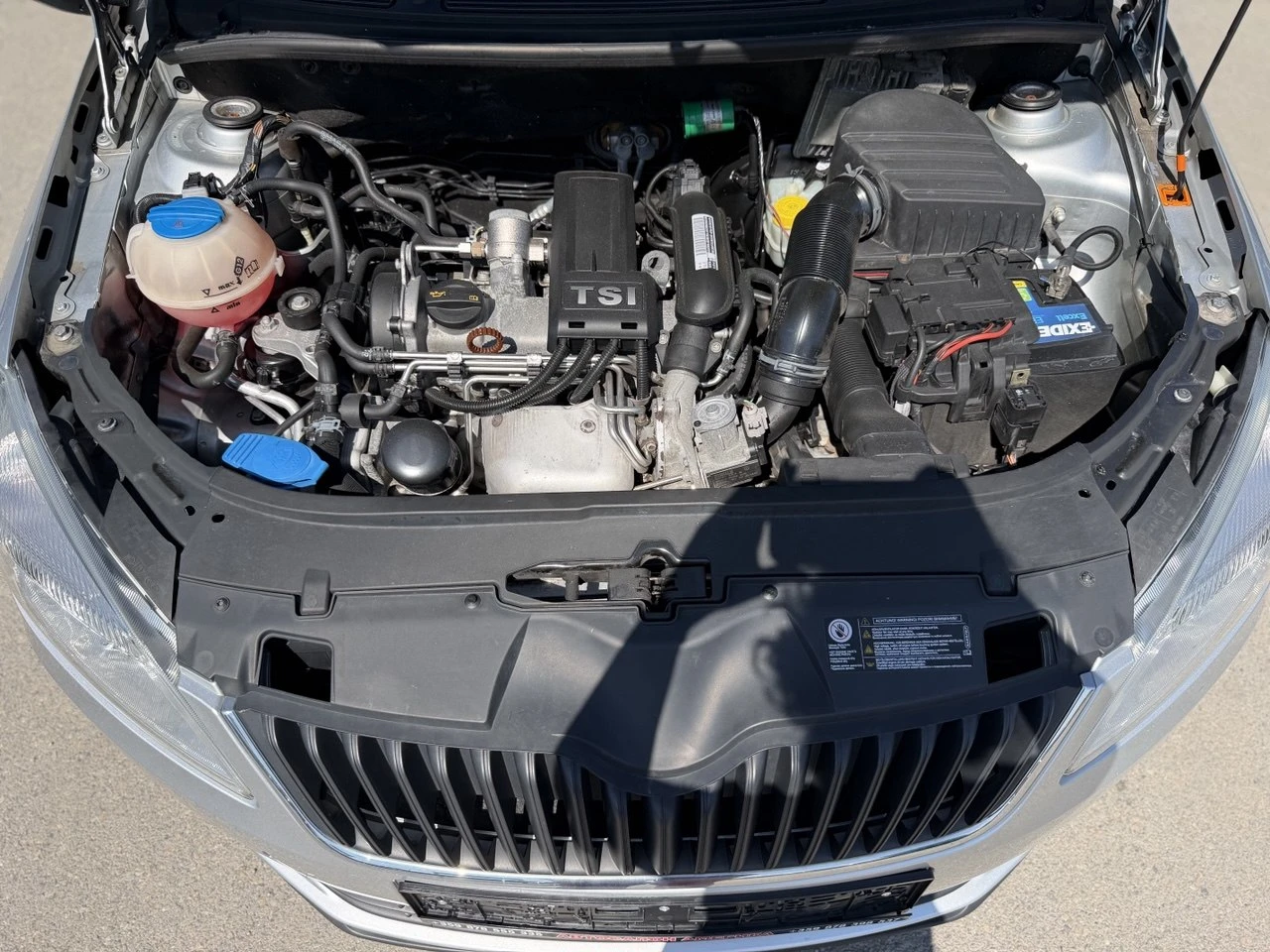 Skoda Fabia 1.2TSI 4 ЦИЛИНДЪРА, снимка 17 - Автомобили и джипове - 55450808