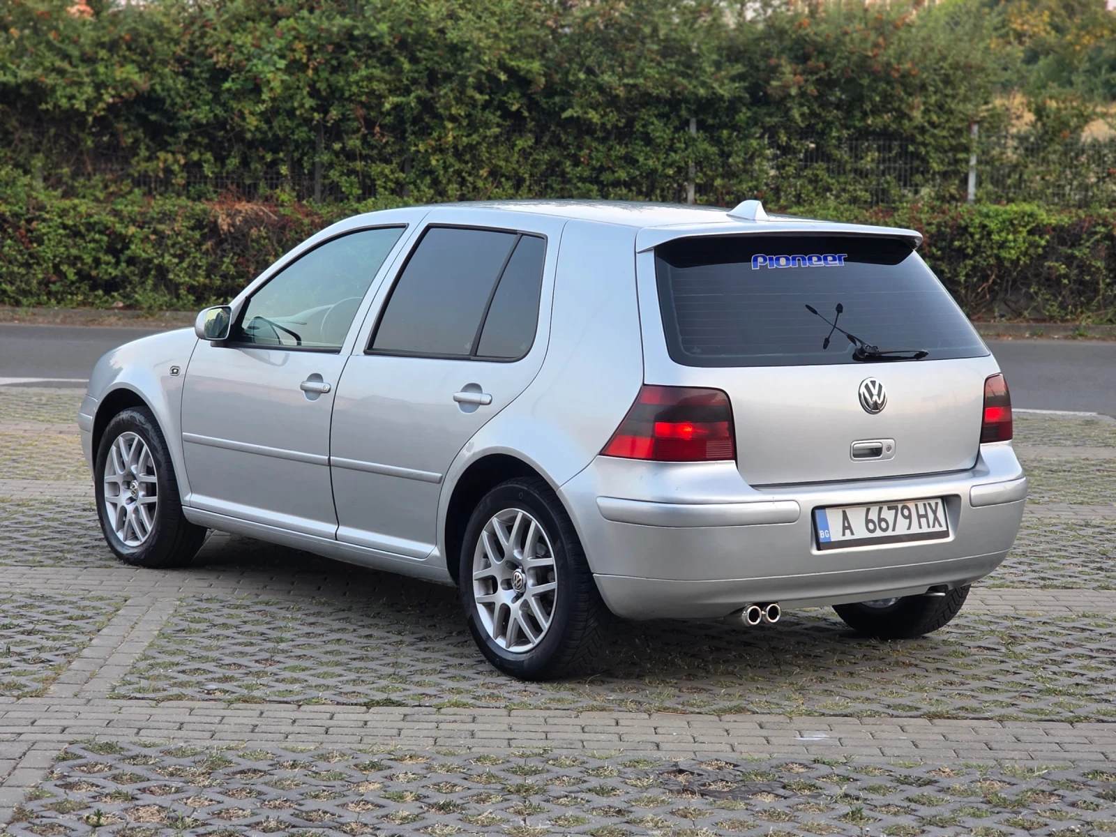 VW Golf 1.9 TDI 101 коня , снимка 5 - Автомобили и джипове - 55605468