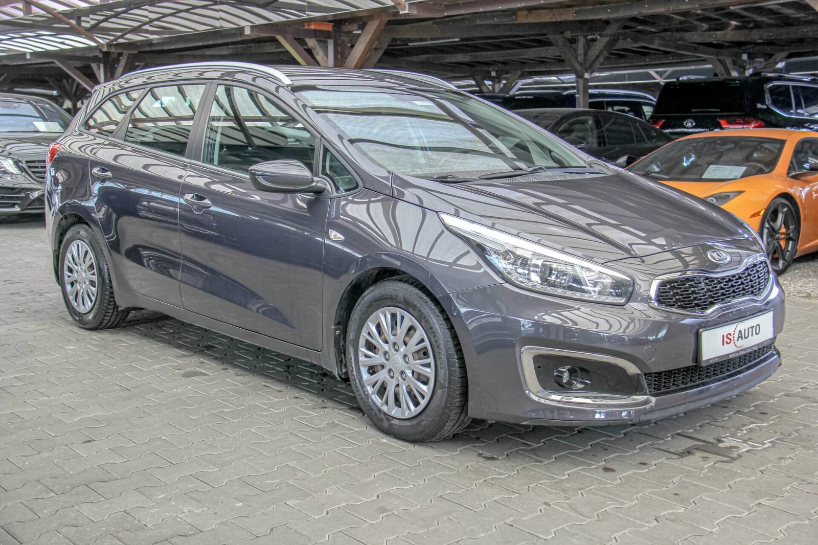 Kia Ceed 1.6CRDI/Климатик/МултиВолан/USB/Android, снимка 4 - Автомобили и джипове - 55610047