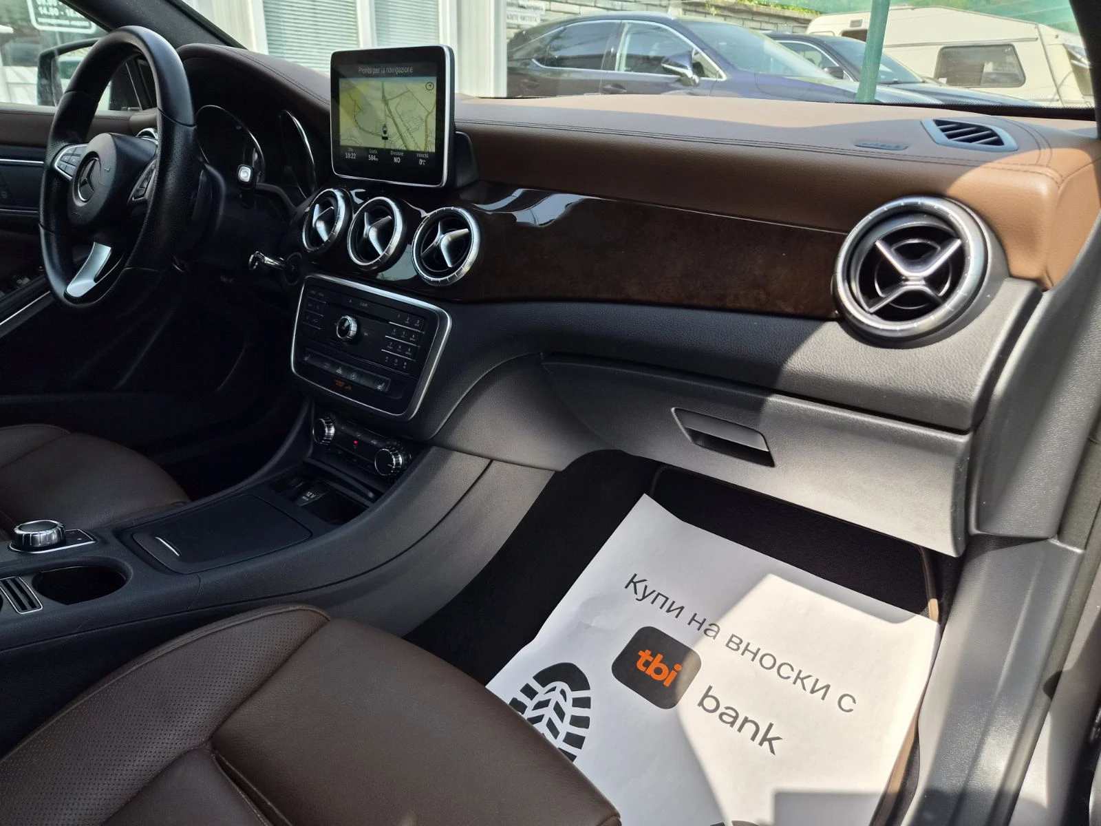 Mercedes-Benz CLA 220 CDI, снимка 12 - Автомобили и джипове - 55852877
