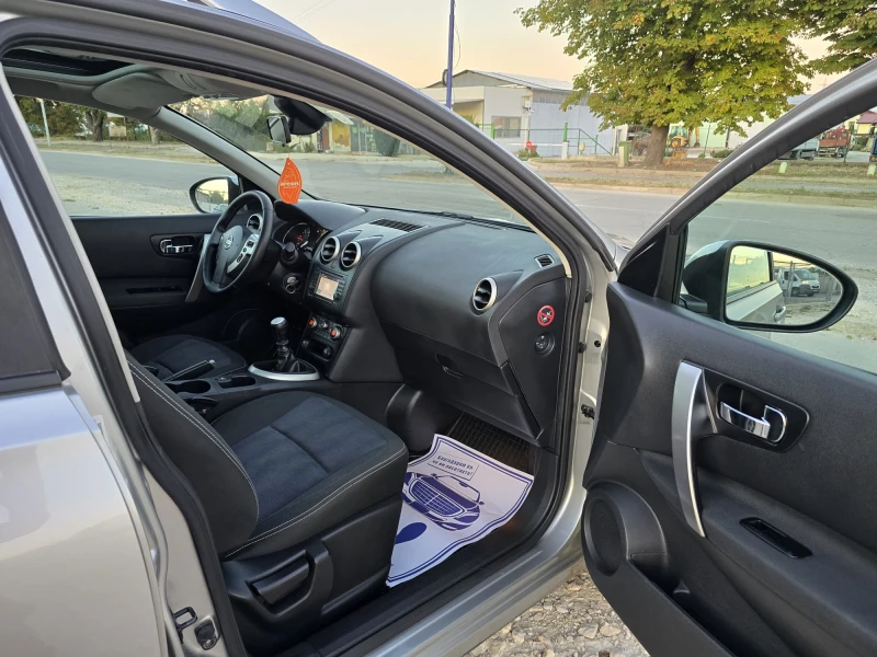 Nissan Qashqai 2.0 DCi * Панорама* SWISS* FULL* , снимка 14 - Автомобили и джипове - 47499877