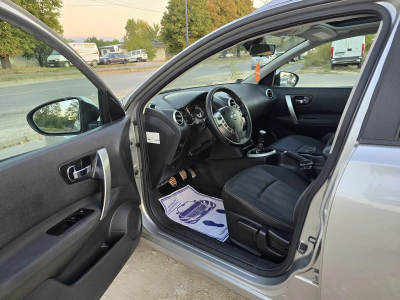 Nissan Qashqai 2.0 DCi * Панорама* SWISS* FULL* , снимка 12 - Автомобили и джипове - 47499877