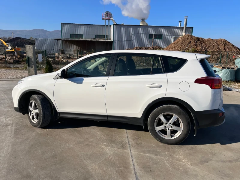 Toyota Rav4 2.0 D4D  123000 km, снимка 5 - Автомобили и джипове - 48004047