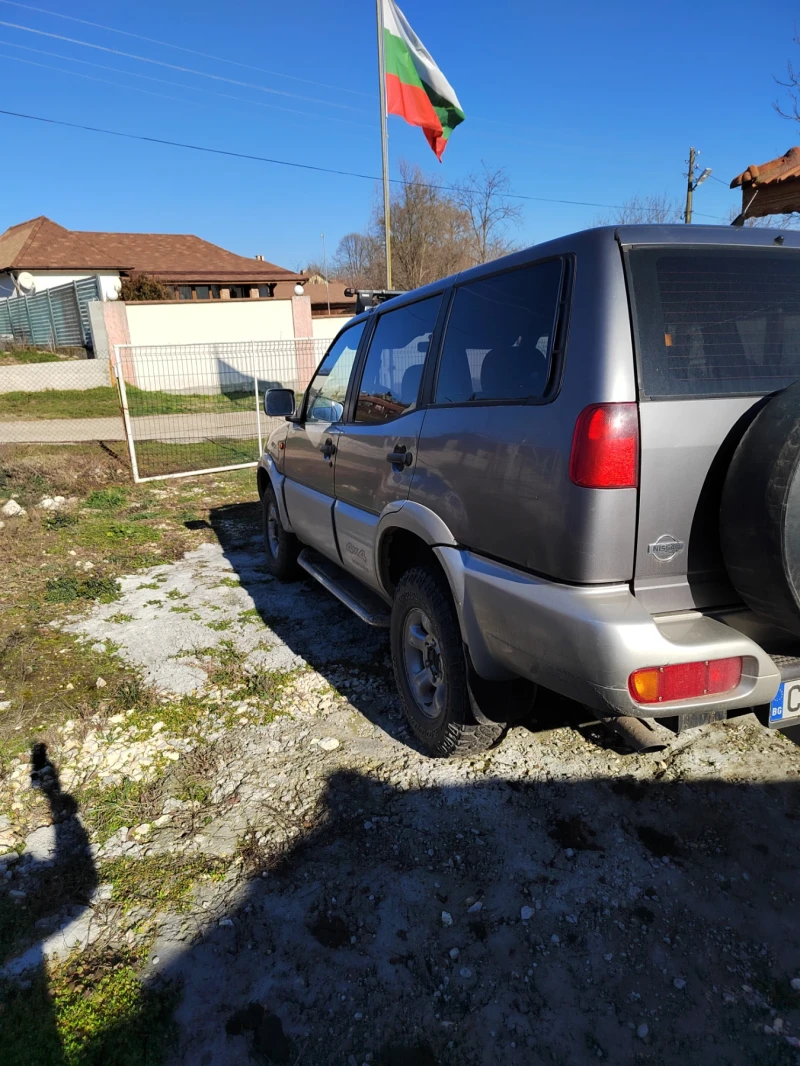 Nissan Terrano, снимка 3 - Автомобили и джипове - 48931887