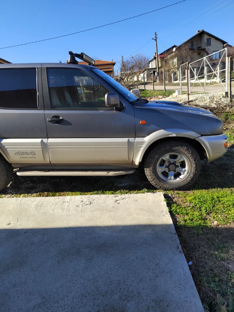 Nissan Terrano, снимка 6 - Автомобили и джипове - 48931887