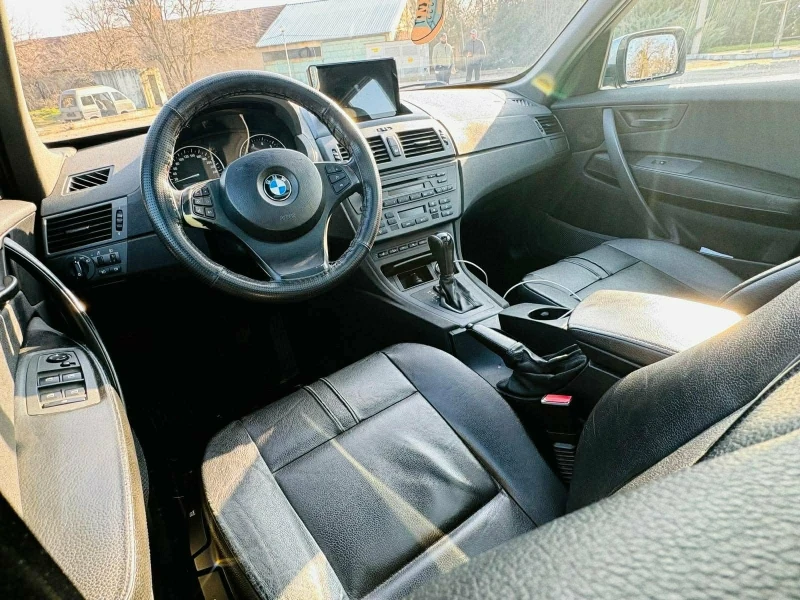 BMW X3 3.0 Бензин Автомат, снимка 9 - Автомобили и джипове - 53539693