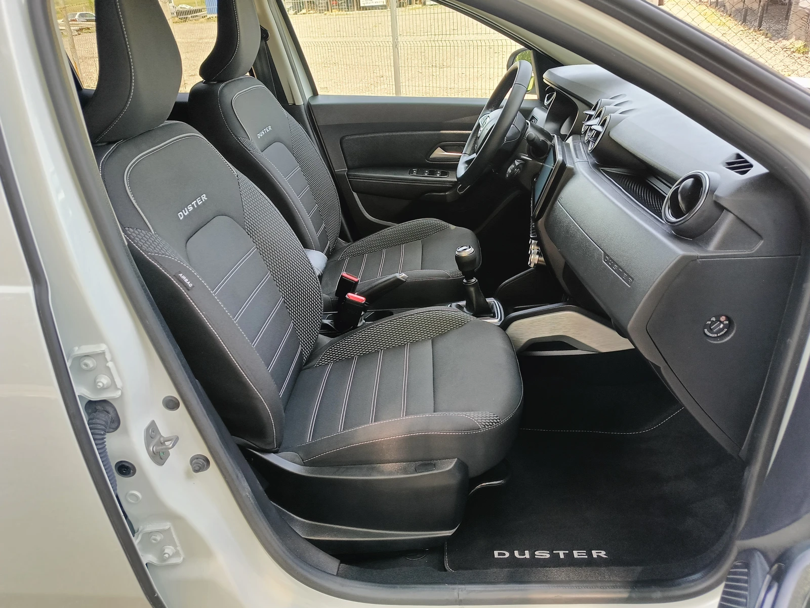 Dacia Duster 1.5dci Нави - изображение 10