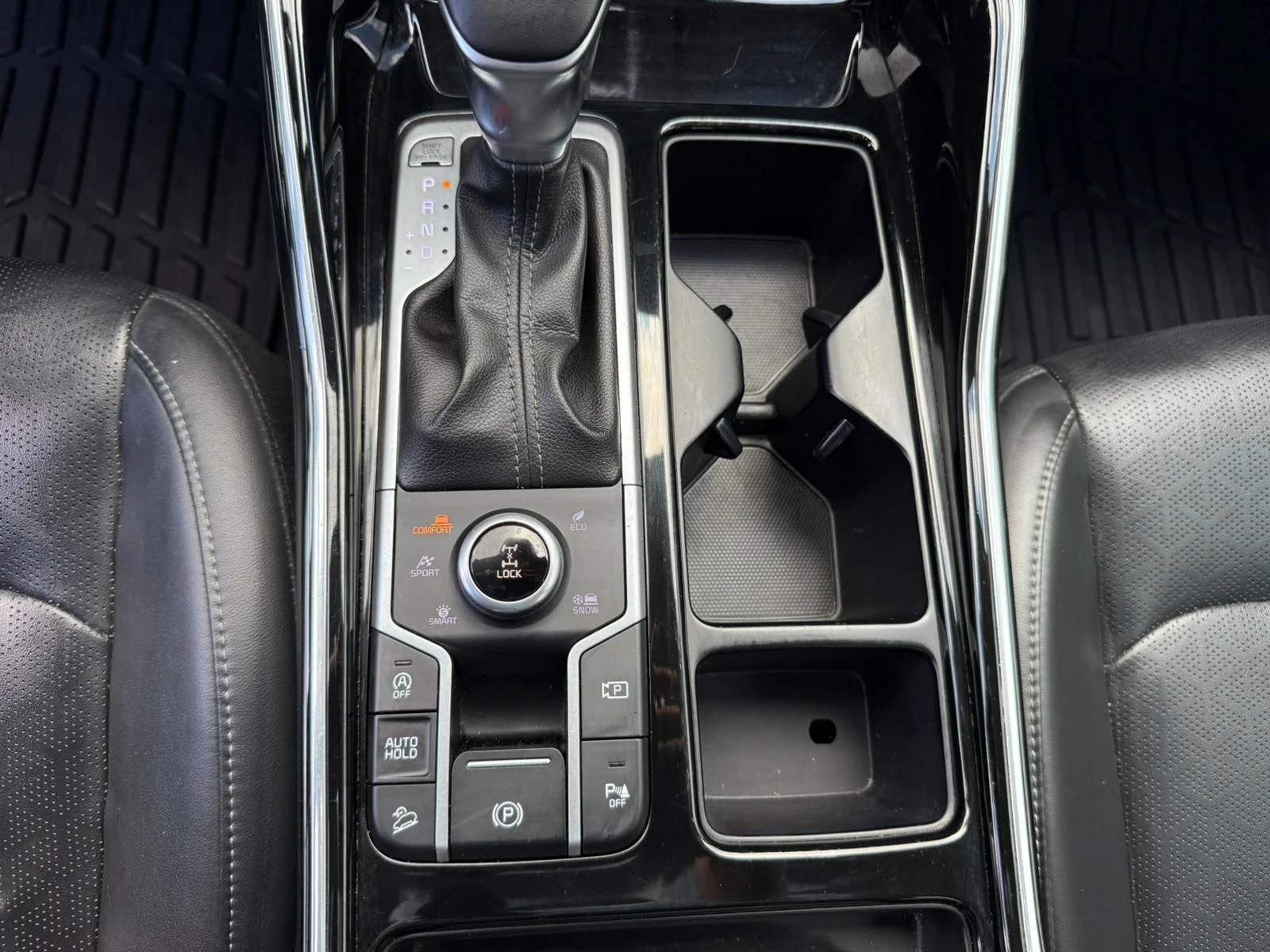 Kia Sorento 2021* SX* DISTRONIK* LANE ASSIST* KEYLESS* BLACK O - изображение 10