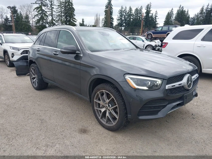 Mercedes-Benz GLC 300 2020 MERCEDES-BENZ GLC 300 4MATIC
