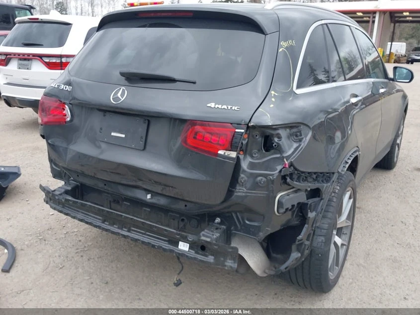 Mercedes-Benz GLC 300 2020 MERCEDES-BENZ GLC 300 4MATIC, снимка 7 - Автомобили и джипове - 54436158