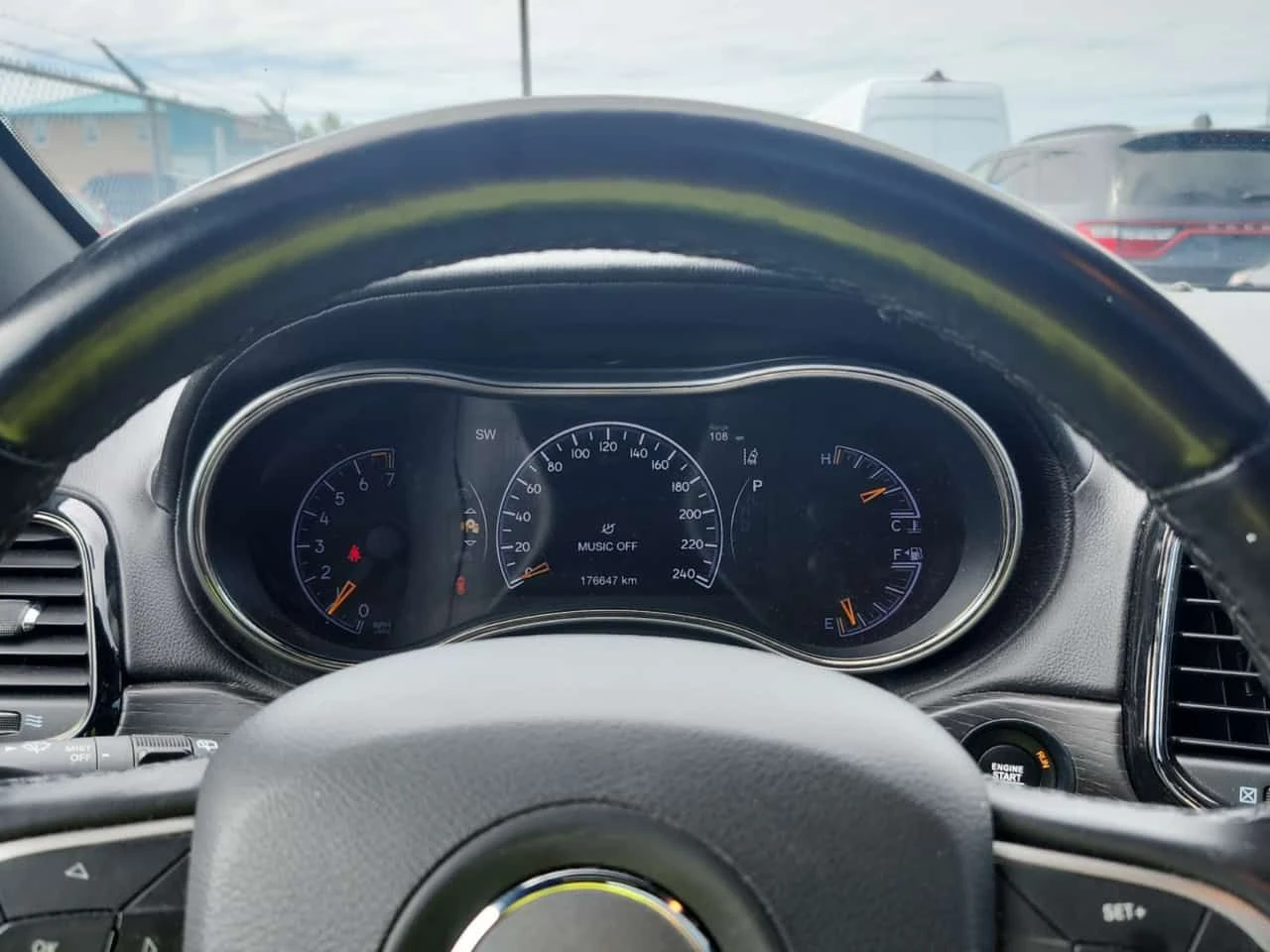 Jeep Grand cherokee HIGH ALTITUDE/CARFAX/ДИСТРОНИК/ОБДУХ/ДВД/ПАНОРАМА, снимка 8 - Автомобили и джипове - 55046499