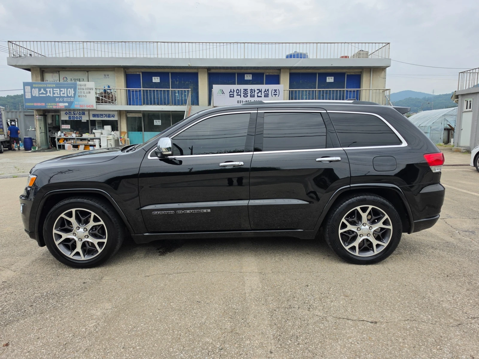 Jeep Grand cherokee 3.6 OVERLAND* FULL* ������ ���� �� ��*  | Mobile.bg � ����������� 2