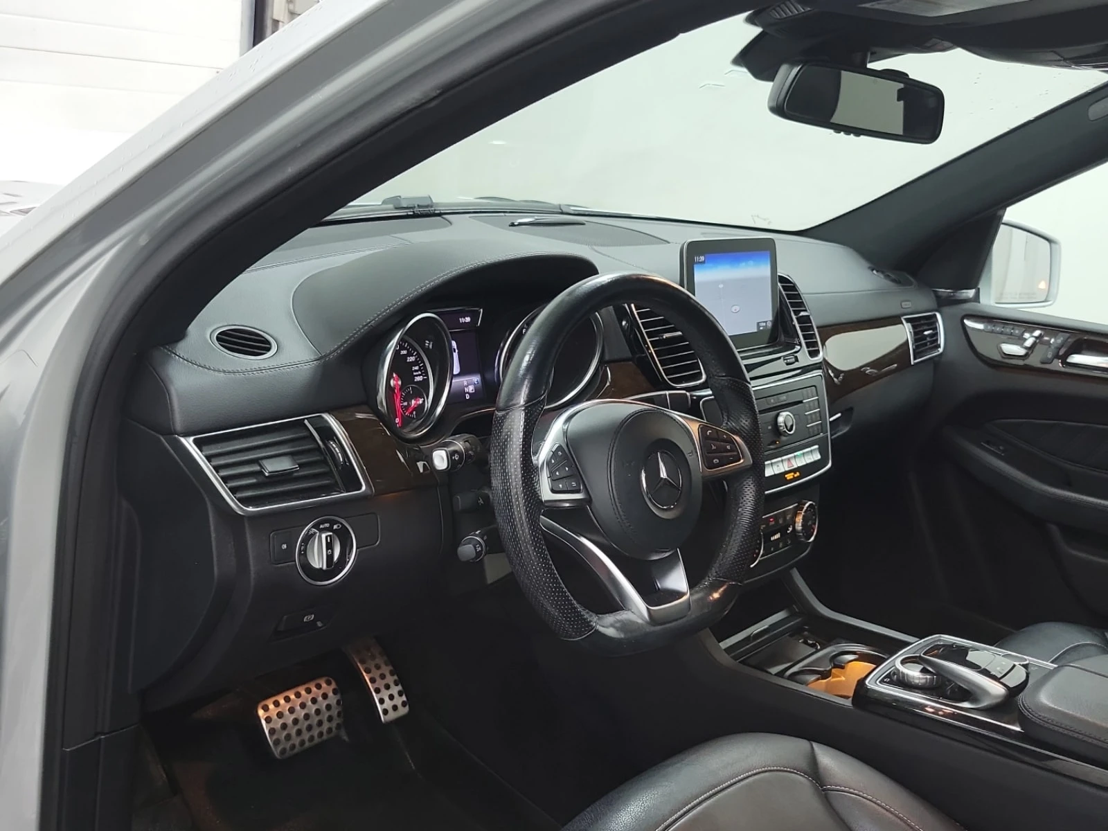 Mercedes-Benz GLS * 450* CARFAX* АВТОКРЕДИТ БЕЗ ПЪРВОНАЧАЛНА ВНОСКА*, снимка 10 - Автомобили и джипове - 55802464
