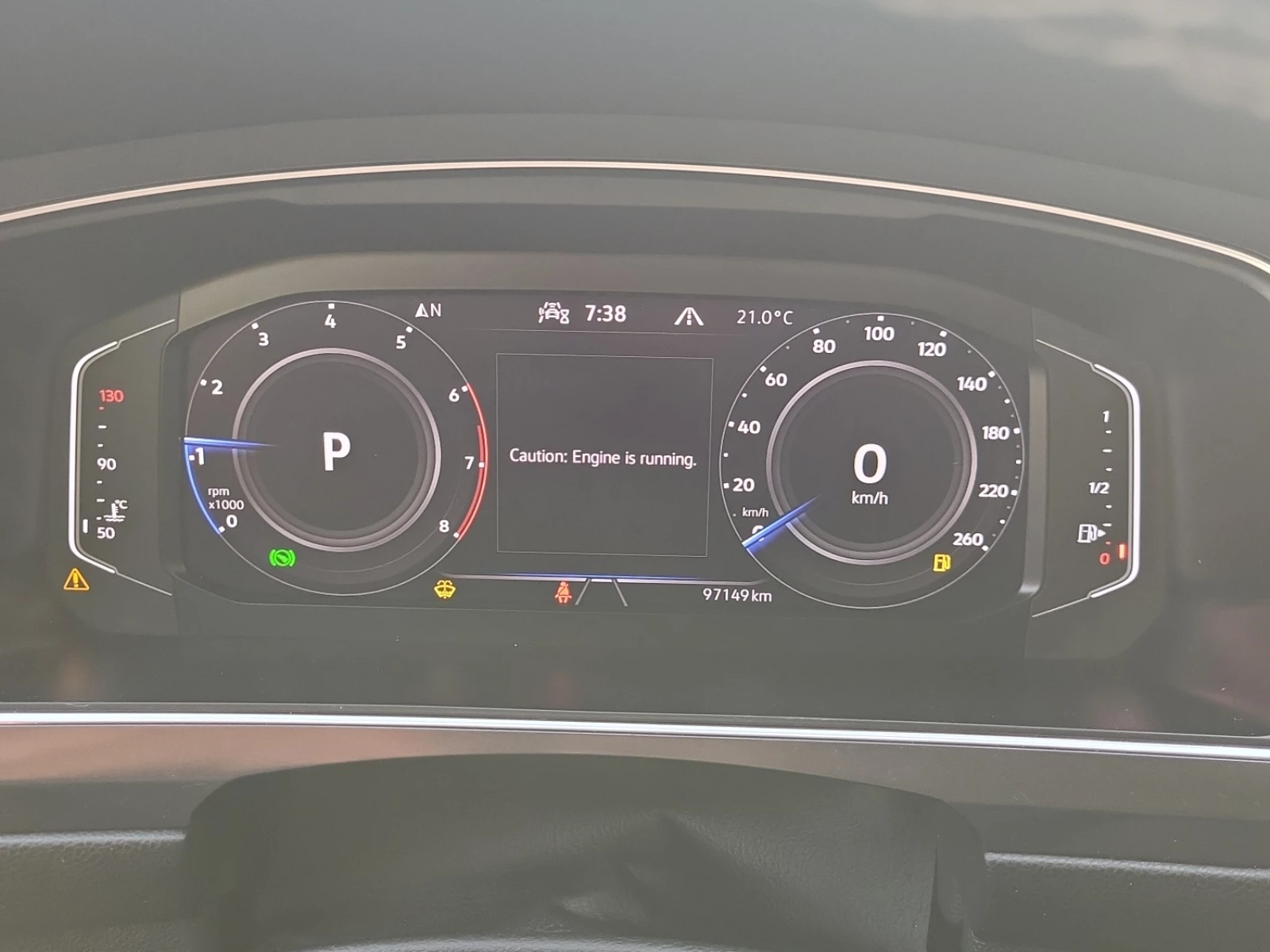 VW Tiguan 4motion Comfortline, АВТОКРЕДИТ, снимка 9 - Автомобили и джипове - 55993271
