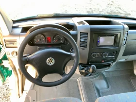 VW Crafter ЩОРА* КЛИМАТИК* НАВИГАЦИЯ* СЕРВИЗНИ ДОКУМЕНТИ, снимка 13