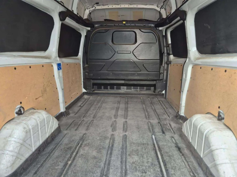 Ford Transit Custom 2.0L EcoBlue, снимка 10 - Бусове и автобуси - 53264196