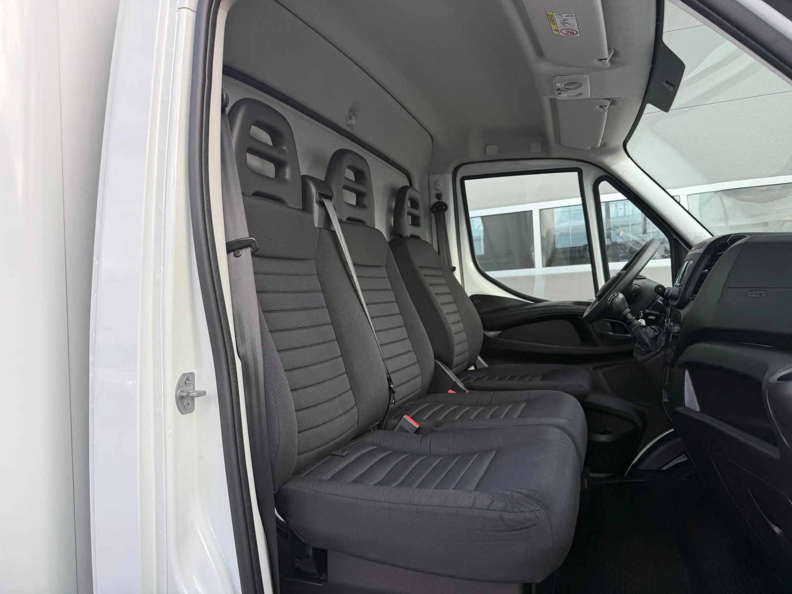 Iveco Daily ������������ ������ �� ������ 35C16 �������� 2�. | Mobile.bg � ����������� 12