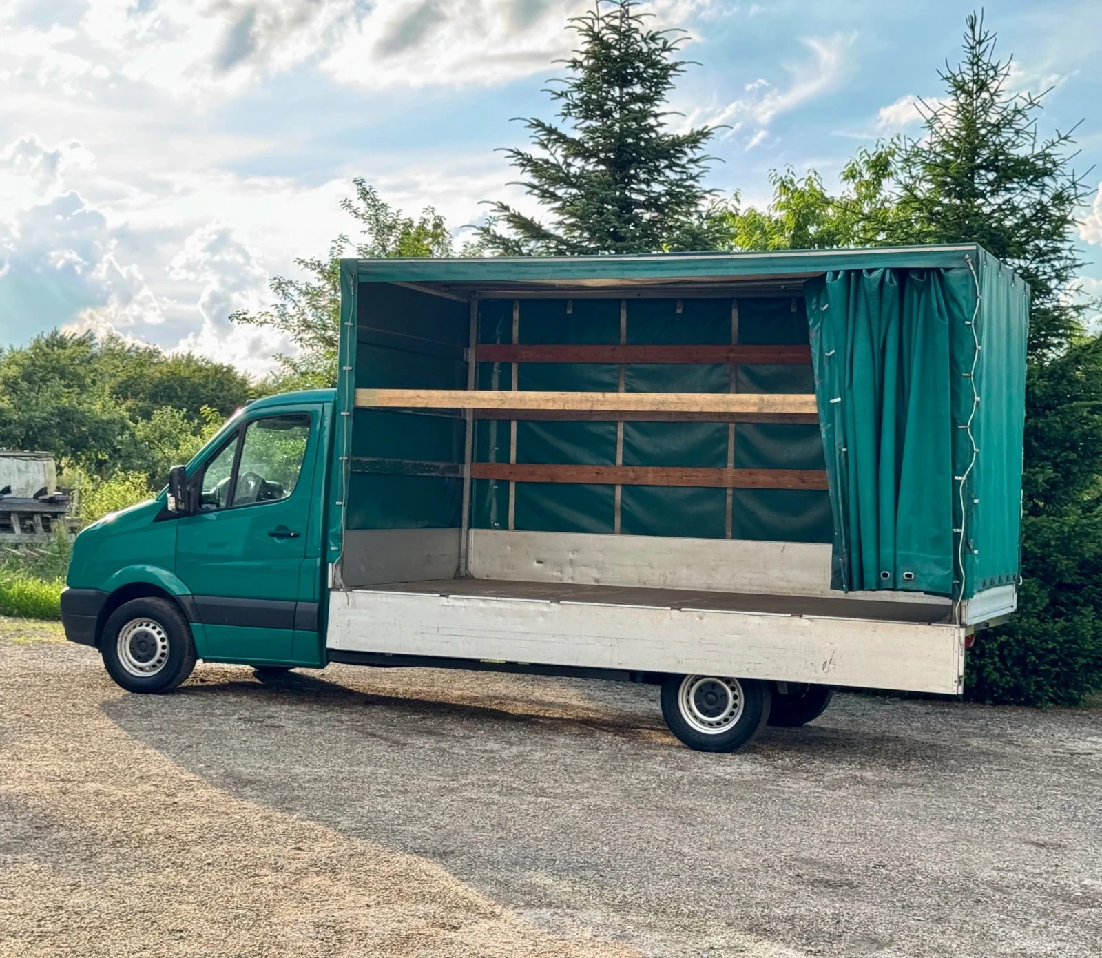 VW Crafter ЩОРА* КЛИМАТИК* НАВИГАЦИЯ* СЕРВИЗНИ ДОКУМЕНТИ