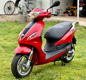 ������ Piaggio Fly