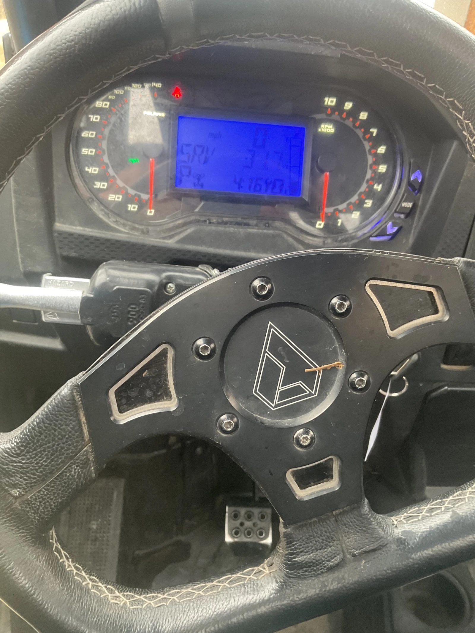 Polaris RZR XP1000 4х4 - изображение 10