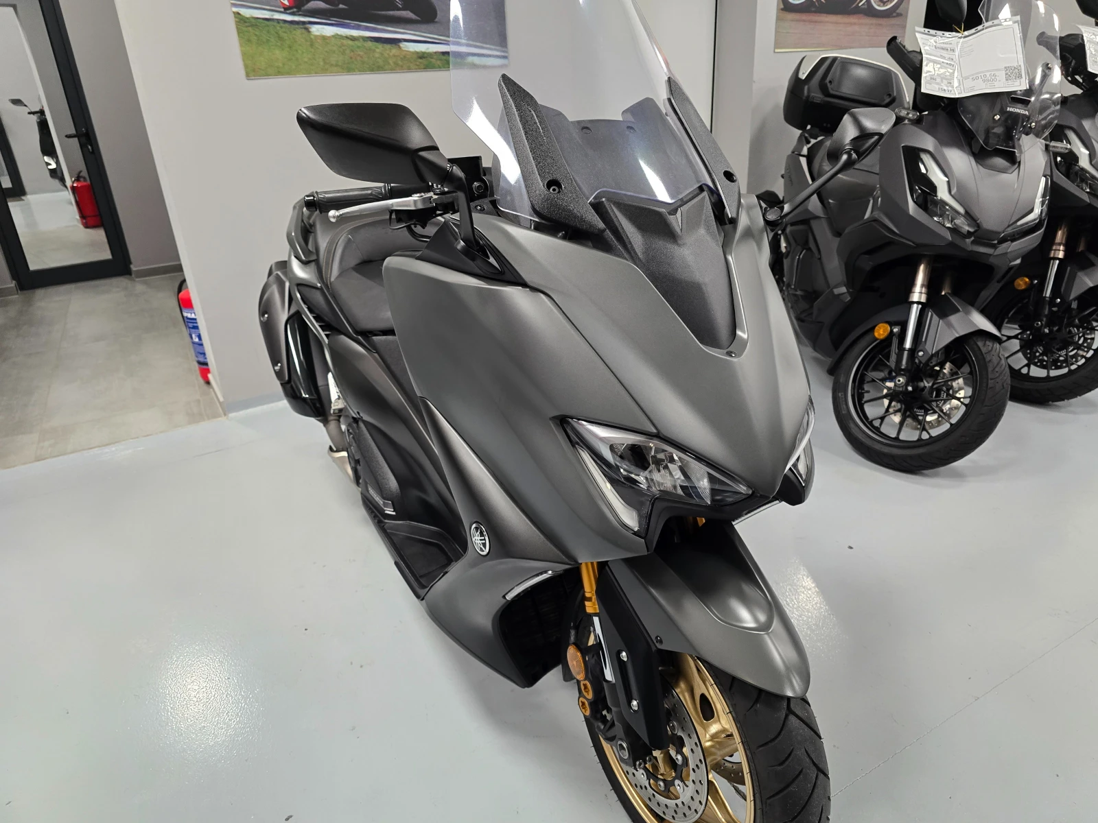 Yamaha T-max 560ie, Tech Max, ABS-TCS,  Full, 2022г. - изображение 10