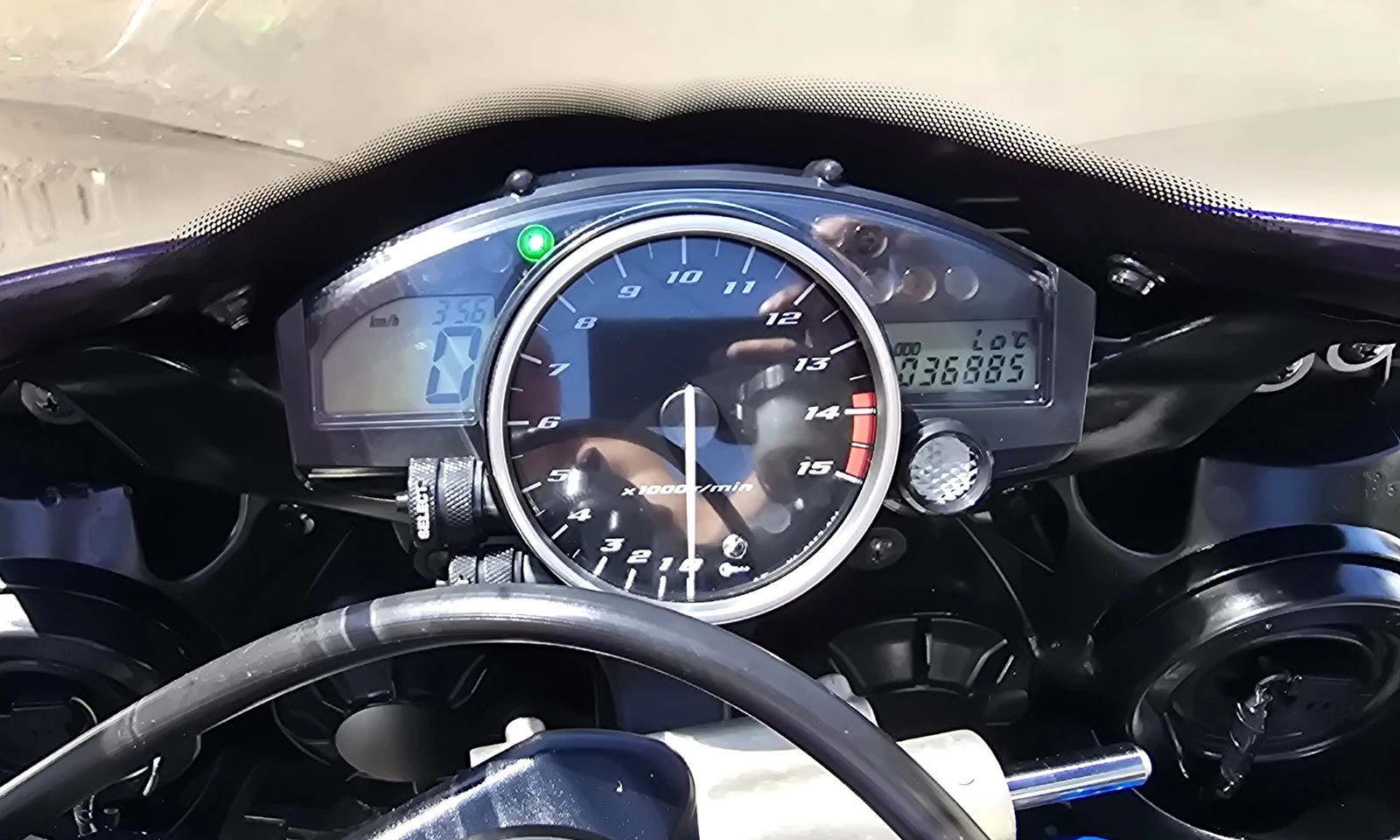 Yamaha YZF-R1 1000 AKRAPOVIC, снимка 12 - Мотоциклети и мототехника - 55060375