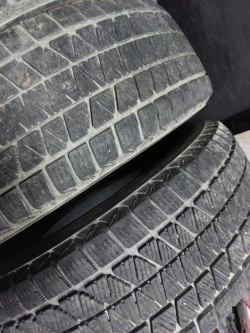 Гуми Зимни 265/65R17, снимка 4