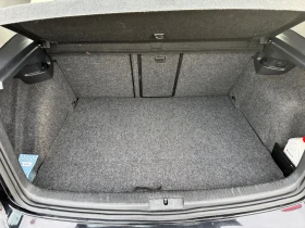 VW Golf 1.6 Фабрична газ / Бензин, снимка 13