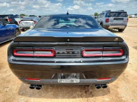 Dodge Challenger 6.4 R/T Scat Pack, снимка 6
