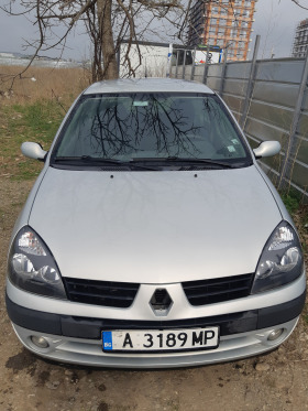Renault Clio, снимка 1 - Автомобили и джипове - 44582712