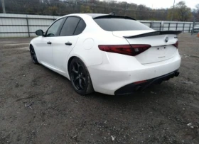 Alfa Romeo Giulia TI SPORT AWD | Mobile.bg    4