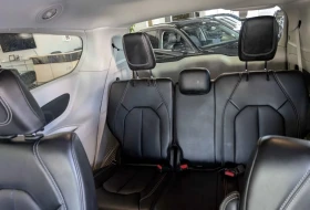 Chrysler Pacifica TOURING L * ПОДГРЕВ * КАМЕРА * CARFAX *  | Auto.bg — изображение 12