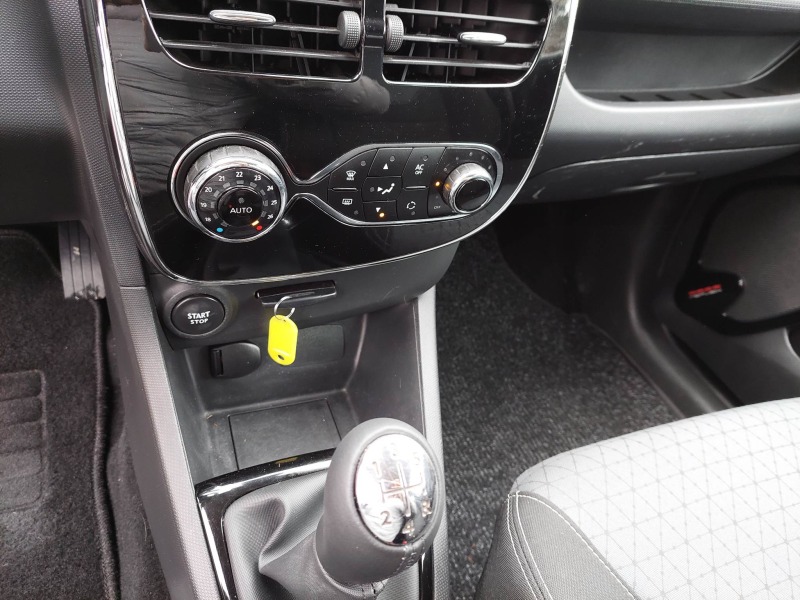 Renault Clio 1,5dci 90ps NAVI LED, снимка 8 - Автомобили и джипове - 39650244