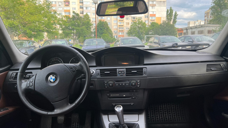 BMW 320 E91, снимка 4 - Автомобили и джипове - 46074351